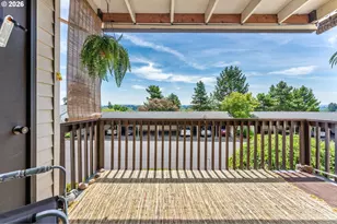 12160 SW Royal Ct, King City, OR 97224 - Photo 3