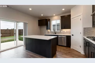 2212 Veneta Ave S, Salem, OR 97306 - Photo 9