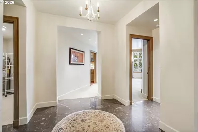 305 S Montgomery St #409, Portland, OR 97201 - Photo 39