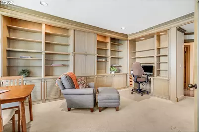 305 S Montgomery St #409, Portland, OR 97201 - Photo 19