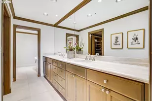 305 S Montgomery St, Portland, OR 97201 - Photo 25