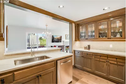 305 S Montgomery St #409, Portland, OR 97201 - Photo 15