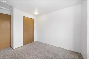 955 S 44th St, Springfield, OR 97478 - Photo 33