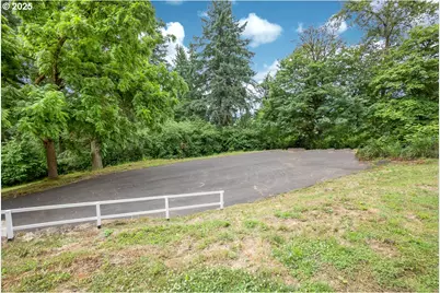 11639 SW Champlin Ln, Beaverton, OR 97007 - Photo 13