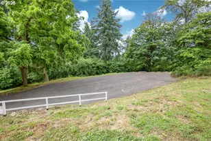 11639 SW Champlin Ln, Beaverton, OR 97007 - Photo 13