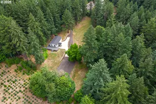 11639 SW Champlin Ln, Beaverton, OR 97007 - Photo 9