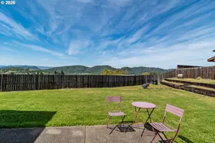1944 NE Sunset Loop Dr, Roseburg, OR 97470 - Photo 19