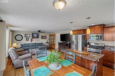 1555 Crimson Cap Ln, Keizer, OR 97303 - Photo 17