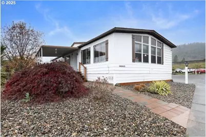 406 Shadow Ranch Ln, Roseburg, OR 97470 - Photo 3