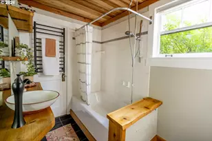 615 SE Spokane St, Portland, OR 97202 - Photo 33