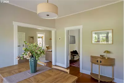 615 SE Spokane St, Portland, OR 97202 - Photo 17