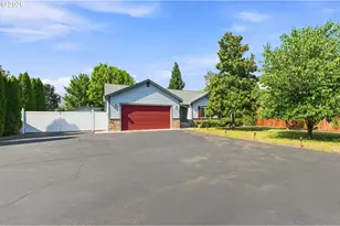 104 Kenya Ct, Winston, OR 97496 - Photo 3