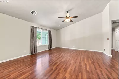 104 Kenya Ct, Winston, OR 97496 - Photo 7