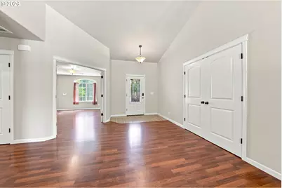 104 Kenya Ct, Winston, OR 97496 - Photo 9