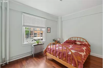 1005 SW Park Ave #204, Portland, OR 97205 - Photo 15
