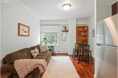 1005 SW Park Ave #204, Portland, OR 97205 - Photo 9