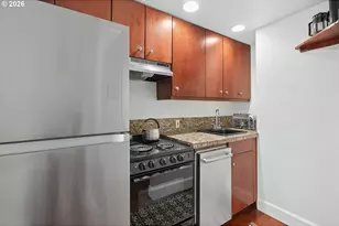 1005 SW Park Ave, Portland, OR 97205 - Photo 11