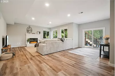 2378 Falcon Dr, West Linn, OR 97068 - Photo 31