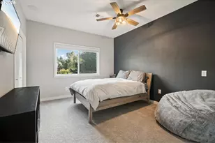 2378 Falcon Dr, West Linn, OR 97068 - Photo 35