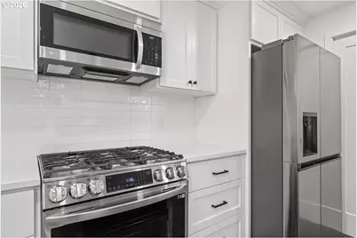 3270 SW 180th Pl, Beaverton, OR 97003 - Photo 15