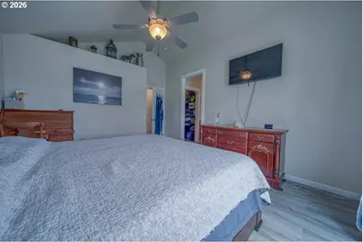 781 Kentucky Ave, Coos Bay, OR 97420 - Photo 31