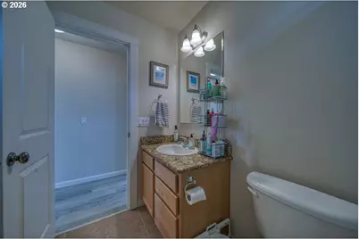 781 Kentucky Ave, Coos Bay, OR 97420 - Photo 29