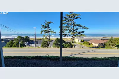 29182 Kerber Dr, Gold Beach, OR 97444 - Photo 3