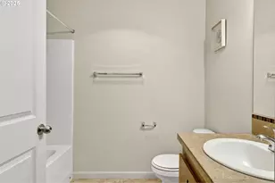 10664 NE Holly St, Hillsboro, OR 97006 - Photo 25