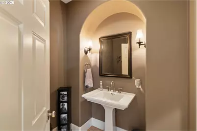 20762 S South End Rd, Oregon City, OR 97045 - Photo 17