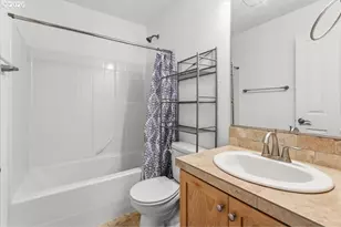 28538 SW Dundee Ln, Wilsonville, OR 97070 - Photo 27