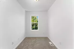 28538 SW Dundee Ln, Wilsonville, OR 97070 - Photo 29