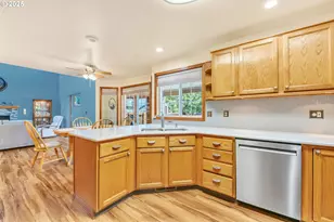 114 Calumet Cir, Eugene, OR 97401 - Photo 17