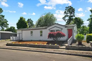 19324 Spring Valley Dr, Oregon City, OR 97045 - Photo 3