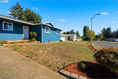 690 NE 5th St, Willamina, OR 97396 - Photo 33