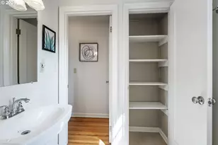 235 NE 61st Ave, Portland, OR 97213 - Photo 17