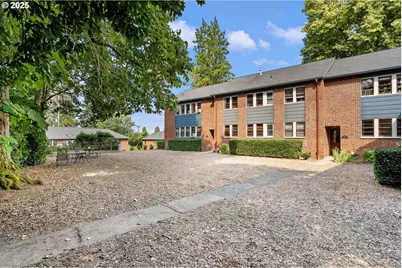 235 NE 61st Ave #36, Portland, OR 97213 - Photo 25