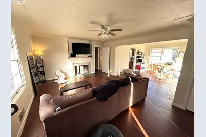 1551 Market St NE, Salem, OR 97301 - Photo 5