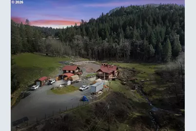 928 Old Stage Rd, Wolf Creek, OR 97497 - Photo 3