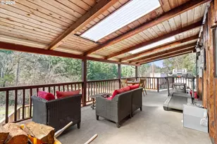 928 Old Stage Rd, Wolf Creek, OR 97497 - Photo 21