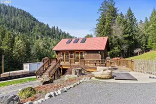 928 Old Stage Rd, Wolf Creek, OR 97497 - Photo 33