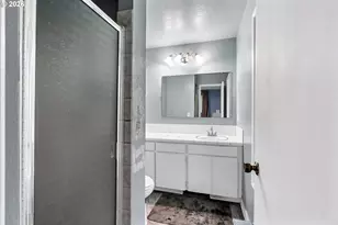 1320 SW 31st St, Gresham, OR 97080 - Photo 25