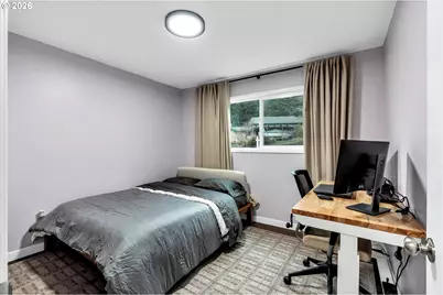 1320 SW 31st St, Gresham, OR 97080 - Photo 17