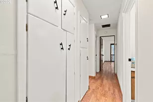 24615 NW Pederson Rd, Hillsboro, OR 97124 - Photo 9