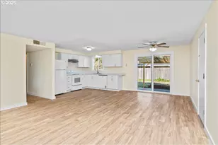 4655 Crown Ct, Salem, OR 97301 - Photo 5