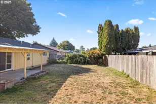 4655 Crown Ct, Salem, OR 97301 - Photo 17