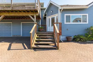 561 W Olive St, Newport, OR 97365 - Photo 23