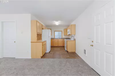 561 W Olive St, Newport, OR 97365 - Photo 25