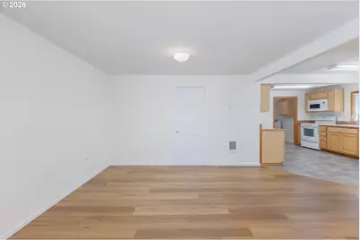 561 W Olive St, Newport, OR 97365 - Photo 45