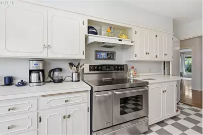 28 W 22nd Ave, Eugene, OR 97405 - Photo 15
