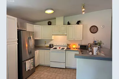 1122 SE 9th St, Bandon, OR 97411 - Photo 15